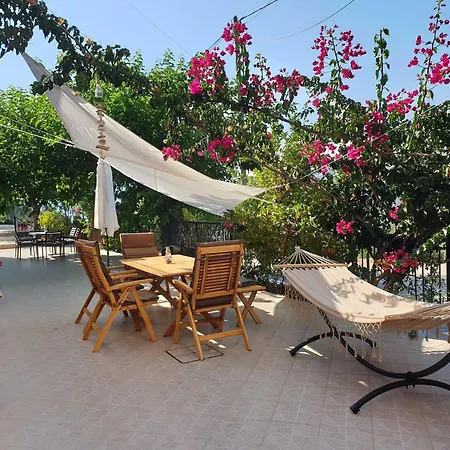 Theyellow House Fully Equipped 2br * Andipata