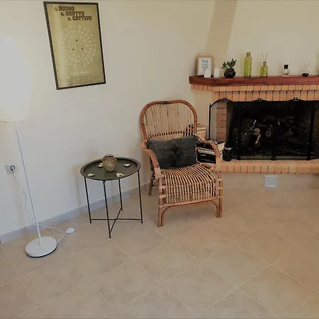 Theyellow House Fully Equipped 2br *