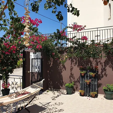 Theyellow House Fully Equipped 2br Appartamento Andipáta