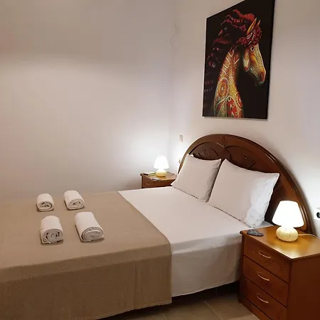 Theyellow House Fully Equipped 2br * Andipáta